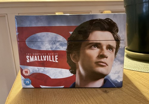 Smallville superman complete - smallville,
