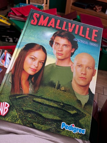 Smallville annual 2004 - smallville,