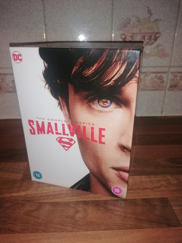 Smallville complete series - smallville,