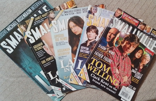 Smallville magazine bundle - smallville,